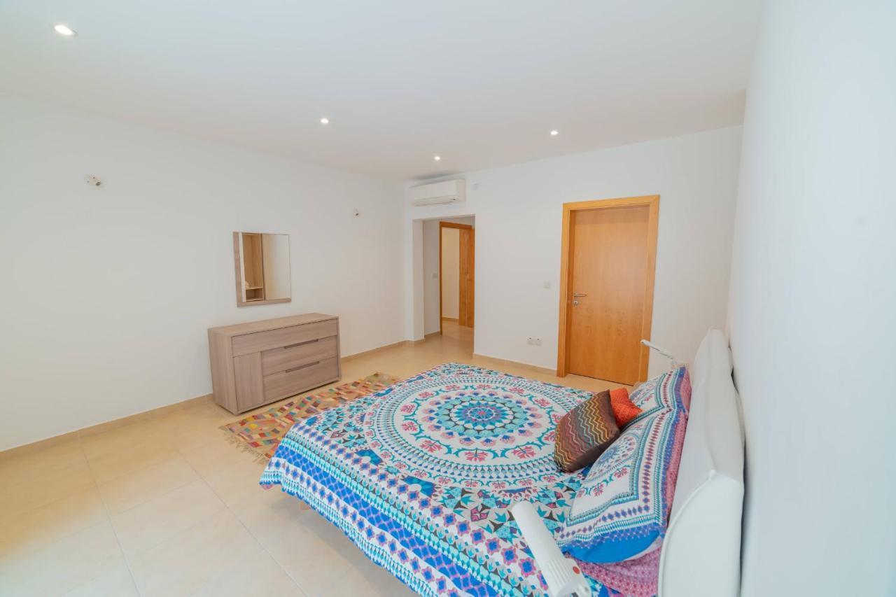 Luxury Seaview & Pool-Hosted By Sweetstay Mellieħa Esterno foto
